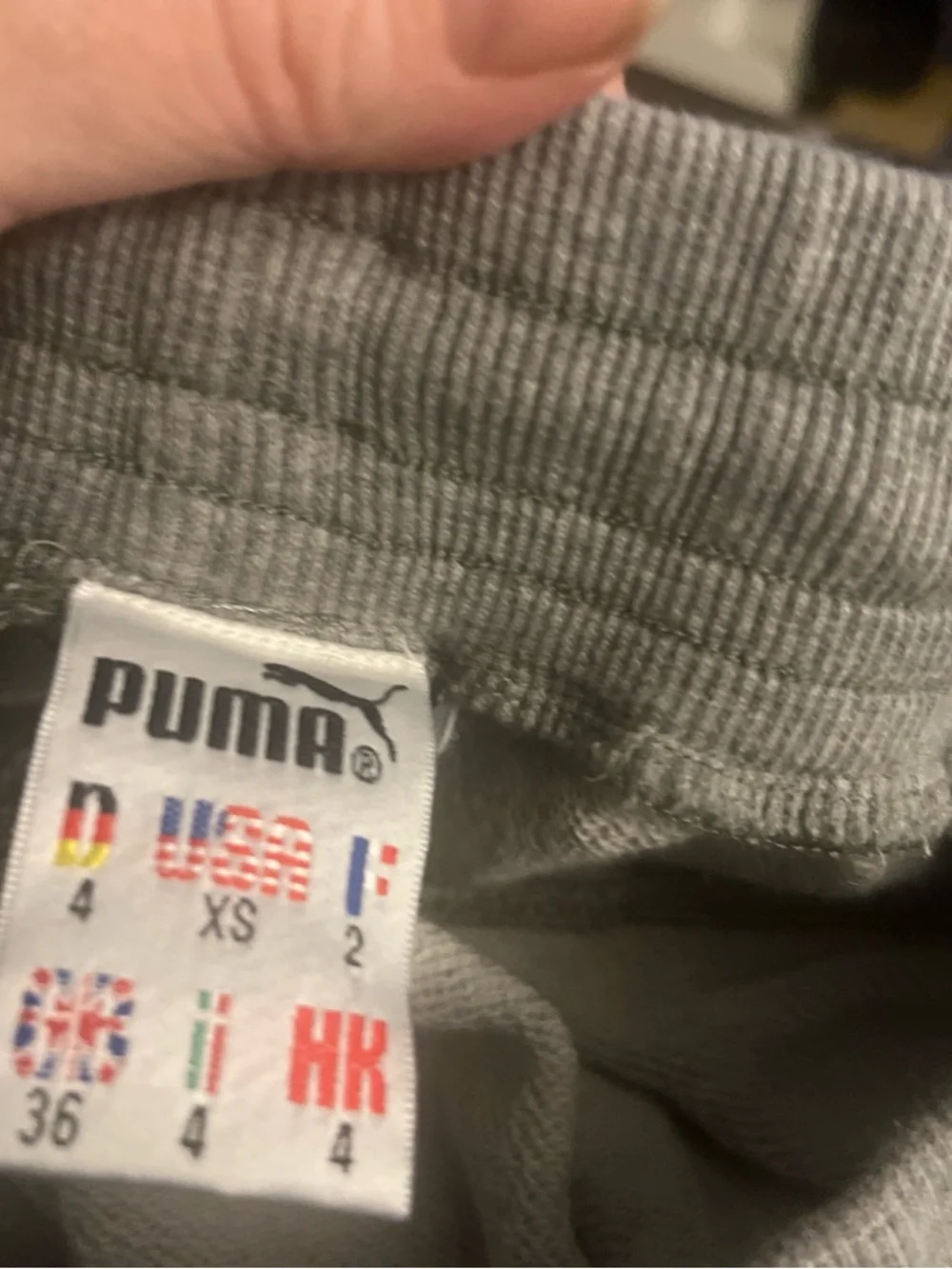 Women’s Vintage Puma Grey Fleece Jogger Pants - Picture 5 of 7